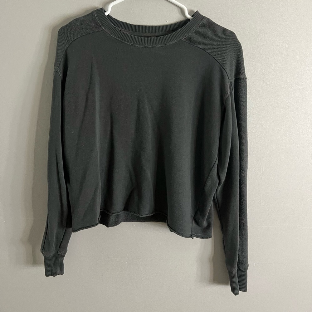 Aerie crew neck size xs